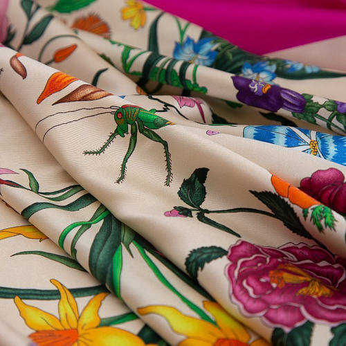 Шелк твил Gucci Flora платочный купон 064-19153 бордюр фуксия